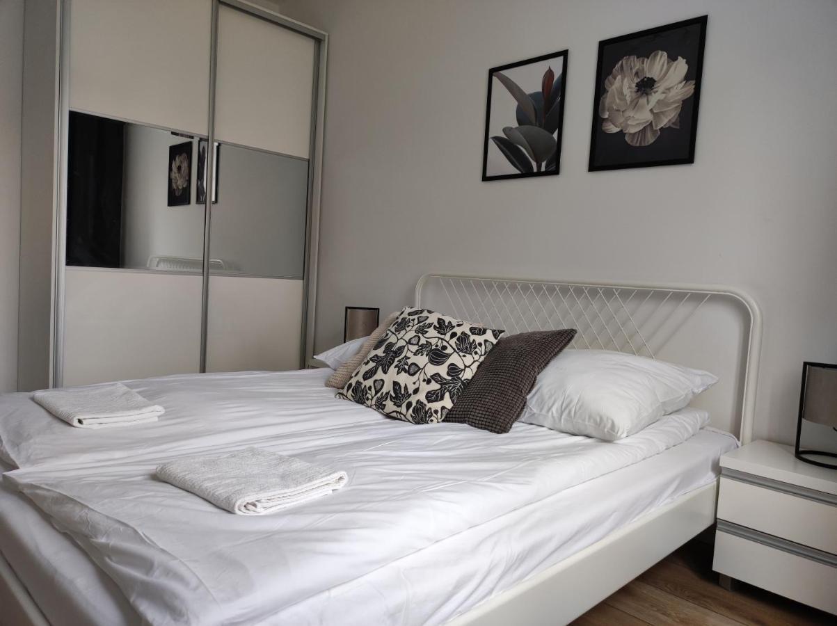 Lux Apartment Close To Medicover And Paley ワルシャワ エクステリア 写真